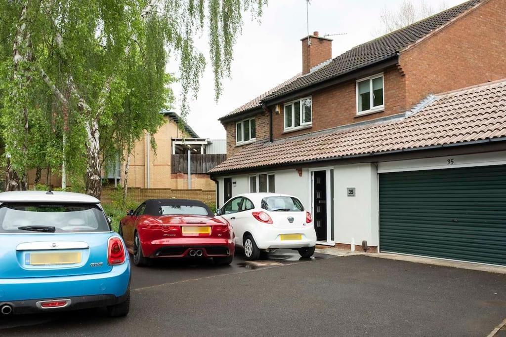 35 Quaker Lane Villa ดาร์ลิงตัน ภายนอก รูปภาพ
